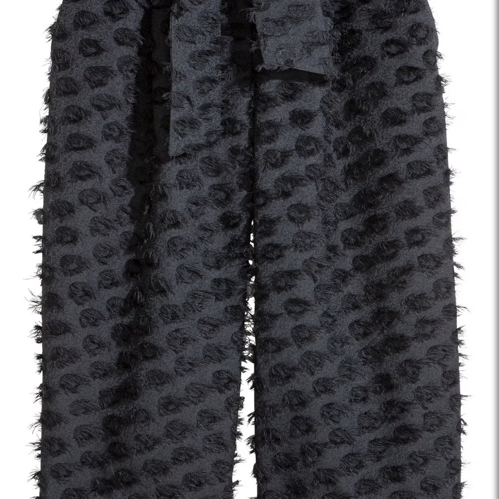 H&M Textured Cropped High Waisted Pants Size 6 - Picture 5 of 7